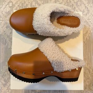 M. Gemi Shearling Lined Clogs